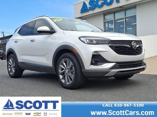 White Frost Tricoat 2020 Buick Encore GX Essence