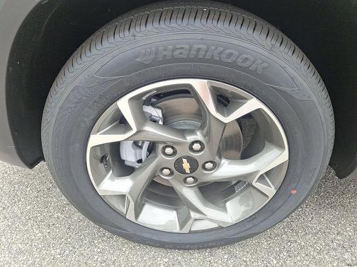 Cypress Gray 2026 Chevrolet Trax LT