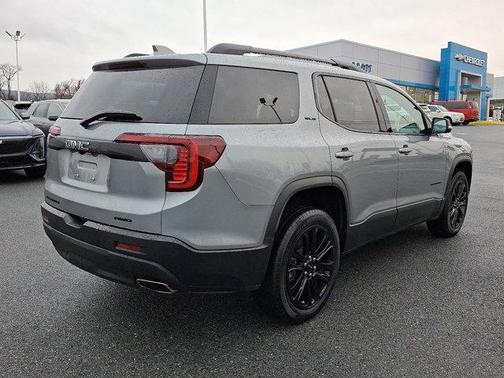 2023 GMC Acadia AWD SLE