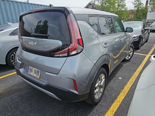 2024 Kia Soul LX