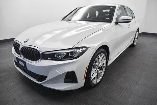 2025 BMW 330 i xDrive