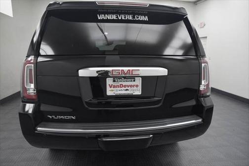 2017 GMC Yukon Denali