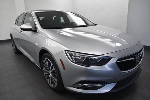 2019 Buick Regal Sportback FWD Essence