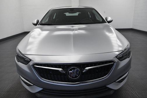 2019 Buick Regal Sportback FWD Essence