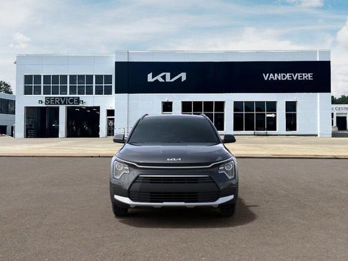 Interstellar G 2026 Kia Niro LX