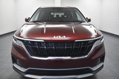 2023 Kia Carnival LX