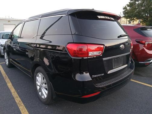 2017 Kia Sedona EX