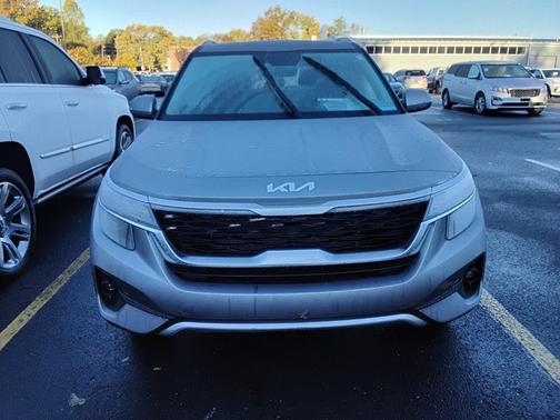 2023 Kia Seltos S