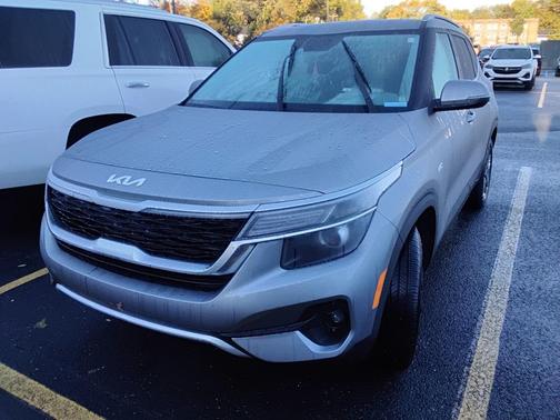 2023 Kia Seltos S
