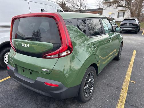 2022 Kia Soul EX