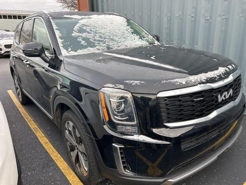 2022 Kia Telluride S