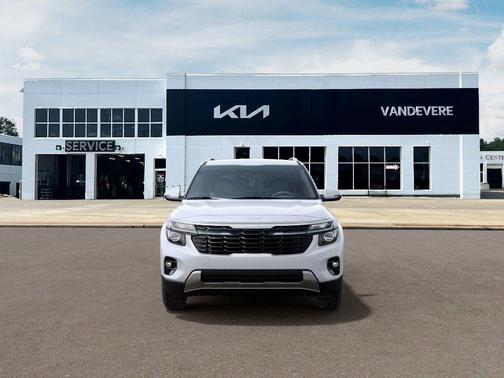 Snow White Pearl 2026 Kia Seltos EX