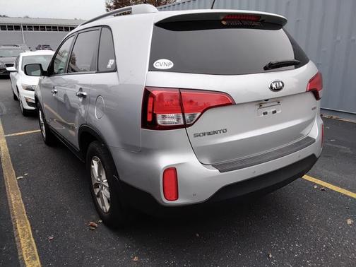 2014 Kia Sorento LX