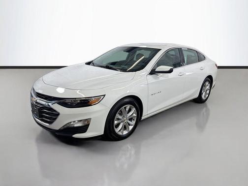 Summit White 2023 Chevrolet Malibu 1LT