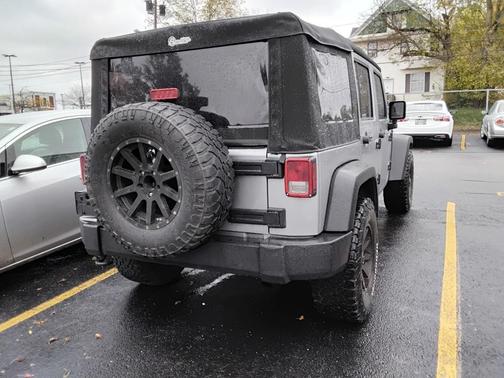 2013 Jeep Wrangler Unlimited Sport