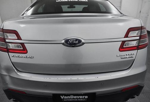 2019 Ford Taurus Limited