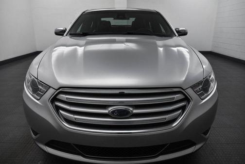 2019 Ford Taurus Limited