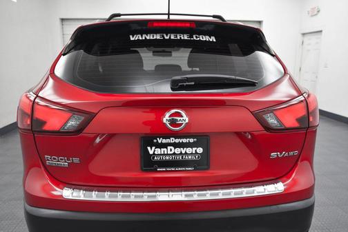 2018 Nissan Rogue Sport SV