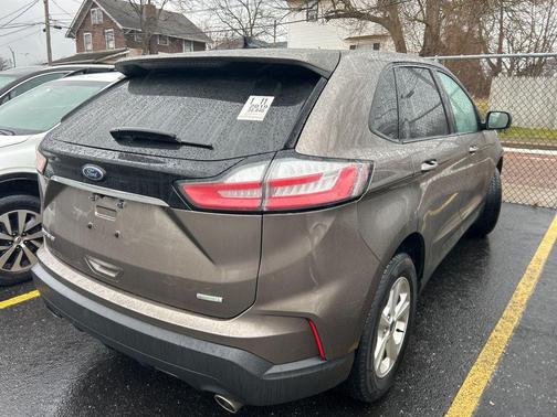 2019 Ford Edge SE
