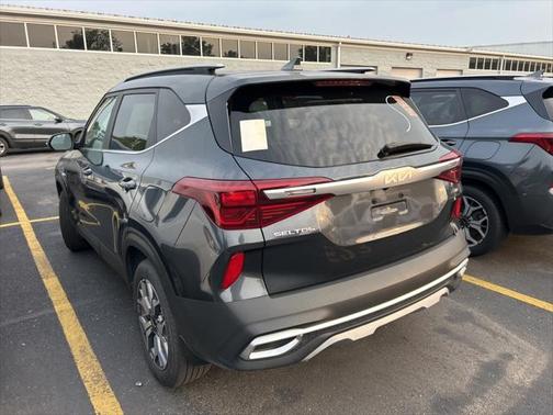 2022 Kia Seltos EX