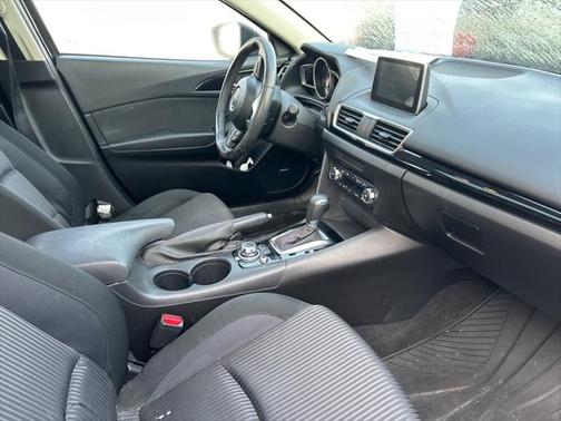 2016 Mazda Mazda3 i Touring