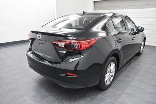 2016 Mazda Mazda3 i Touring