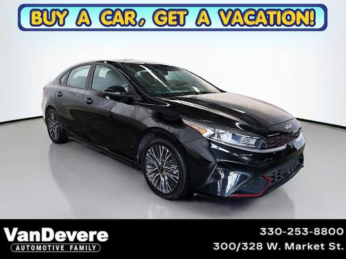 Aurora Black 2023 Kia Forte GT-Line
