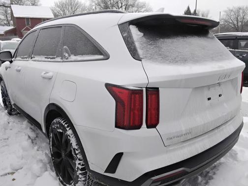 2023 Kia Sorento SX