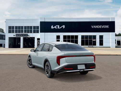 2025 Kia K4 EX