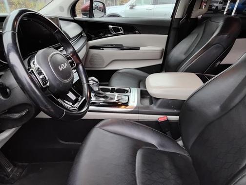 2022 Kia Carnival EX