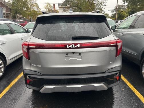 2024 Kia Seltos S