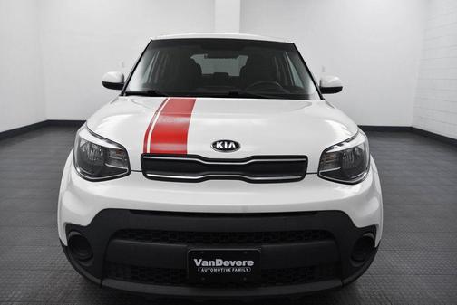 2017 Kia Soul Base