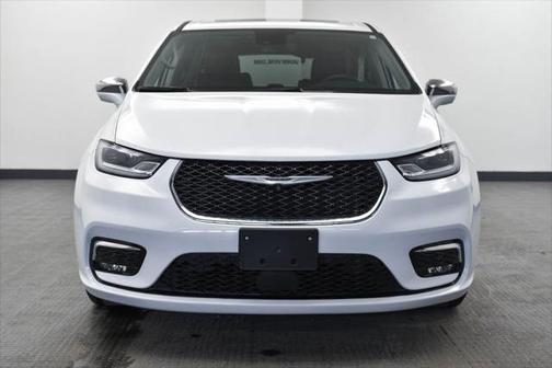 2022 Chrysler Pacifica Hybrid Limited