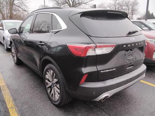 2020 Ford Escape Titanium
