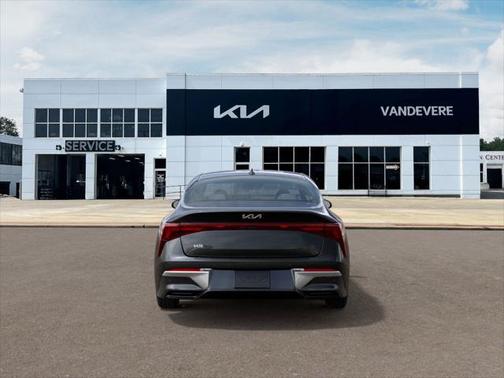 2025 Kia K5 LXS
