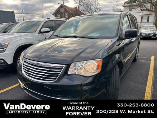 2015 Chrysler Town & Country Touring