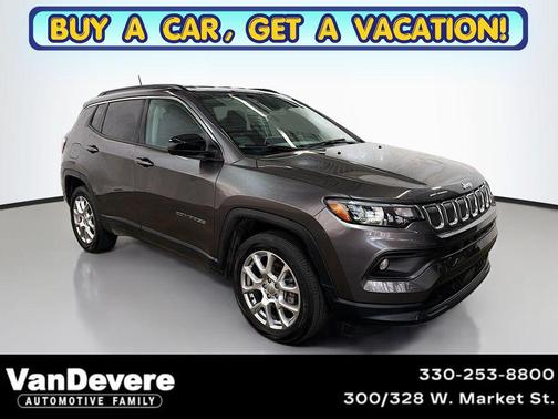 Granite Crystal Metallic Clearcoat 2022 Jeep Compass Latitude Lux