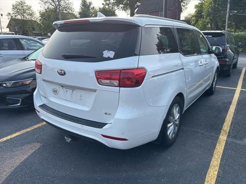 2016 Kia Sedona EX
