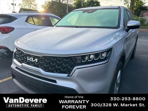 2022 Kia Sorento LX