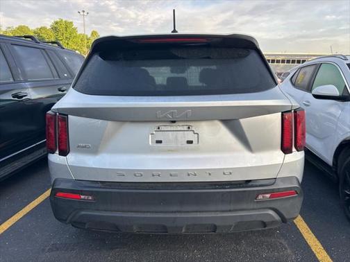2022 Kia Sorento LX