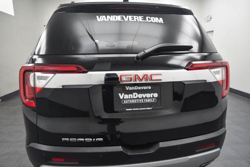 2023 GMC Acadia FWD SLT