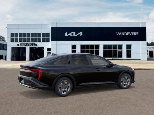 Aurora Black Pearl 2026 Kia K4 LX