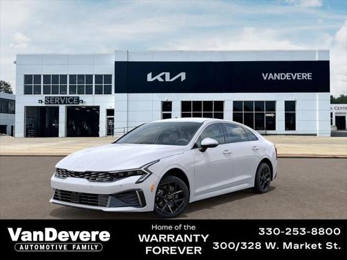 2025 Kia K5 LXS