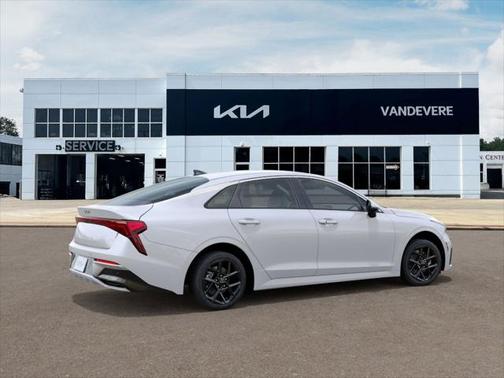 2025 Kia K5 LXS