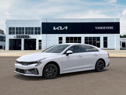 2025 Kia K5 LXS