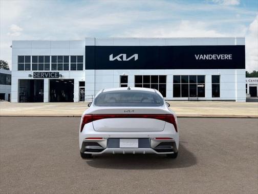 2025 Kia K5 LXS