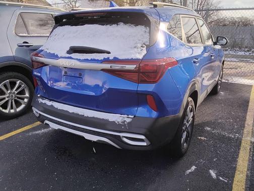 2023 Kia Seltos S
