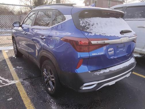2023 Kia Seltos S