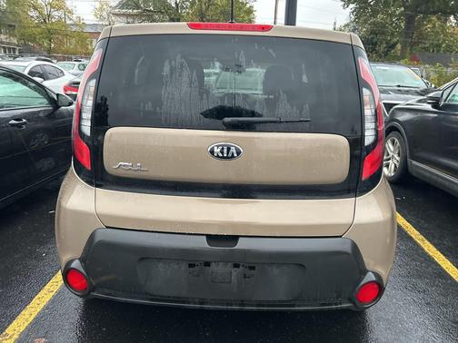 2016 Kia Soul Base