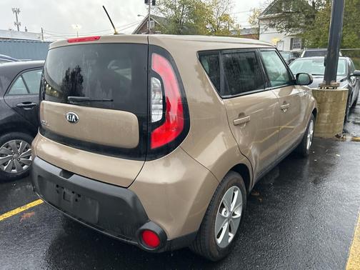 2016 Kia Soul Base